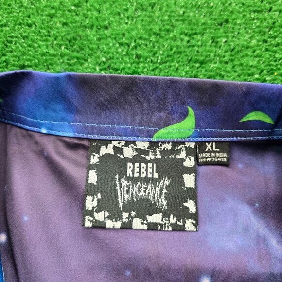 Rebel Vengeance Hawaiian Shirt‎ Mens XL Multicolor Button Up Beach Skull NWT - Picture 7 of 10